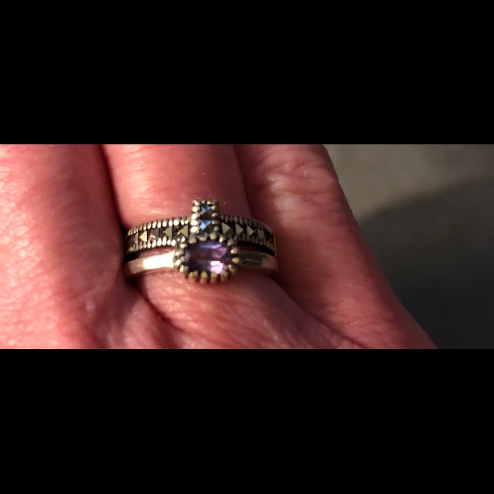 Amethyst, marcasite & sterling silver ring